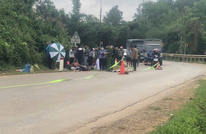 Video 2 bà cháu bị xe ben cán, cháu tuvong tại chỗ 🧠🫁v.ă.ng ra đường – cân nhắc khi xem