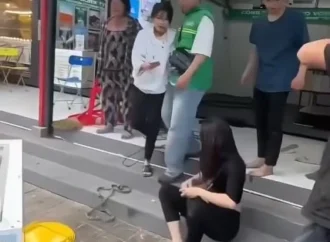 tranh giành kiot bán hàng, hai nhóm lao vào nhau hỗn chiến…