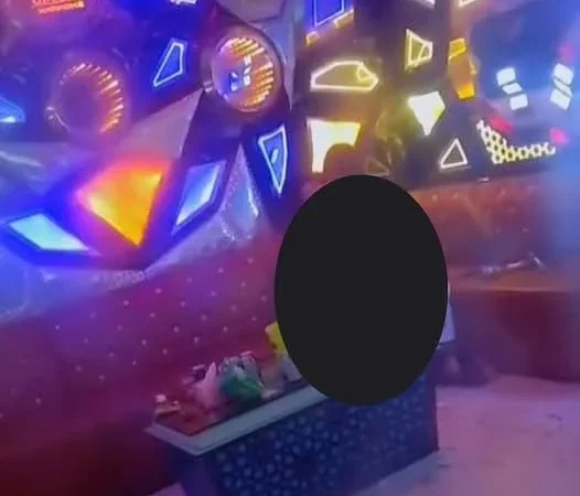 [Vjde0] Như thế này bảo sao các anh cứ thích đi hát =)))