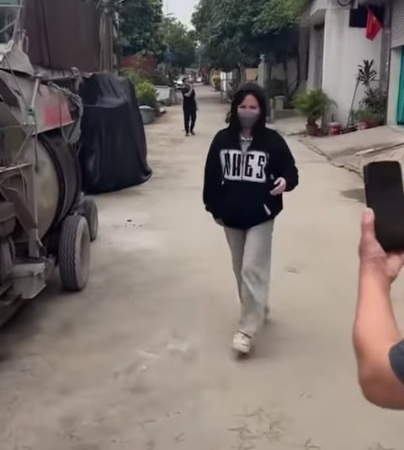 Ck nghẹn ngào khi b,ắt gặp vk đi nn vs người yêu…