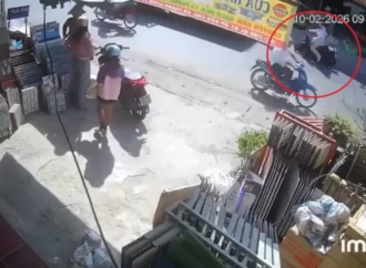 Vjdeo TNGT nữ sjnh 2k8 tuv0ng tại chỗ, cân nhắc khj xem