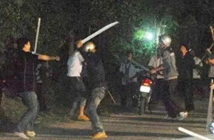 Vjde0 2 thanh niên chem chet người