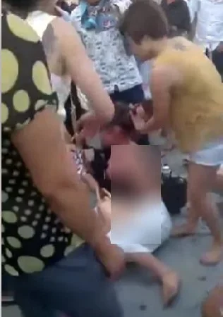 Oánh ghen kinh hoàng giữa siêu thị