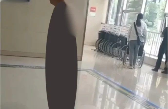 Cái kết của việc ngoại tình đây, cân nhắc khj xem