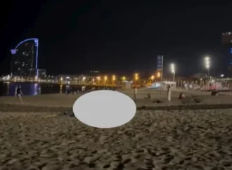 Ngại hết cả bãi biển